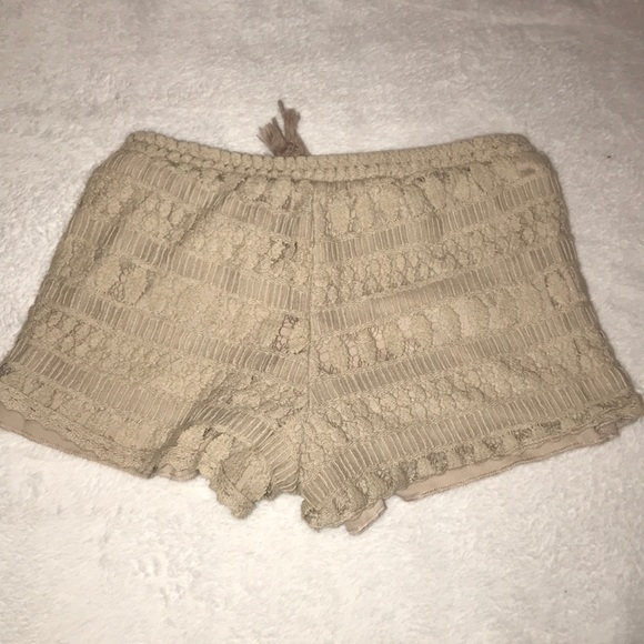 Rue 21 Tan, Flowy shorts - Picture 2 of 3